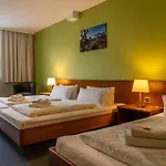 Hotel K1 - Bike & Inklusive 3*