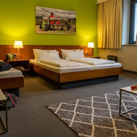 K1 - Bike & Inklusive Hotel